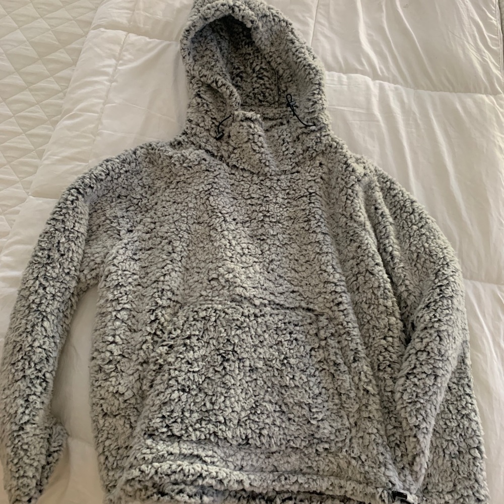 New with tags PINK Sherpa hoodie